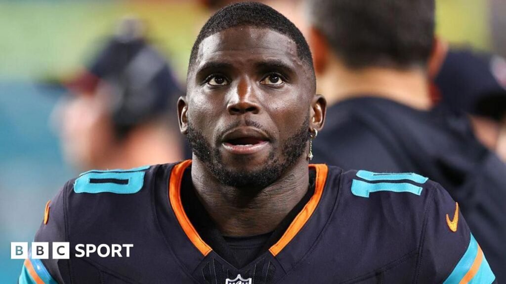 NFL: మయామి డాల్ఫిన్స్ పునర్నిర్మాణంలో స్టార్ వైడ్ రిసీవర్ టైరీక్ హిల్‌ను విడుదల చేసింది