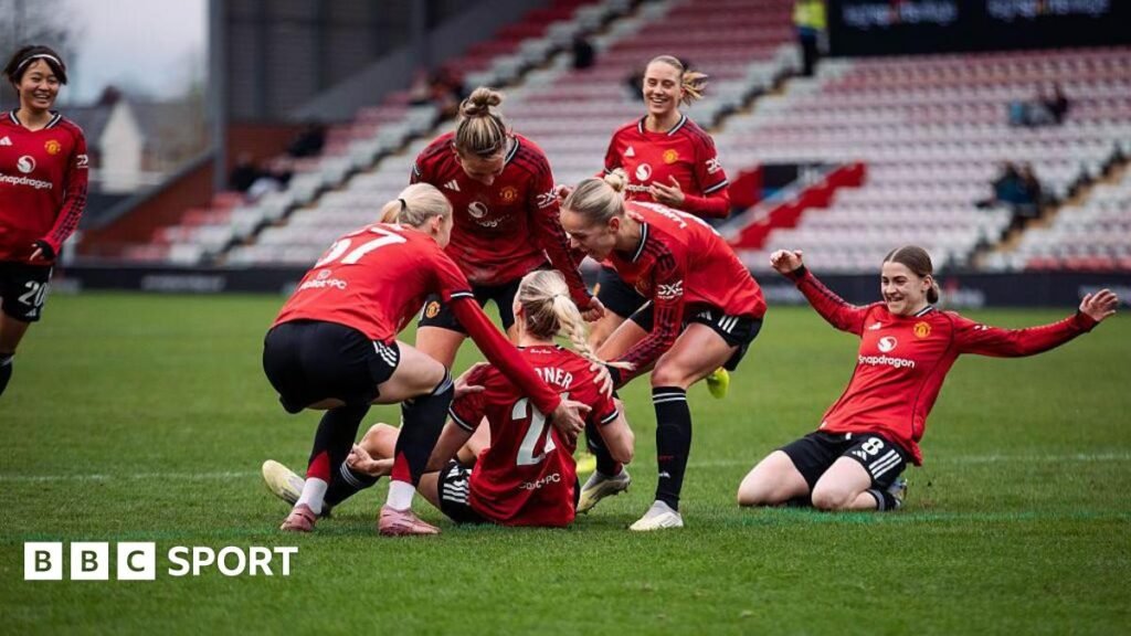 ‘నేను సందడి చేస్తున్నాను’ – మ్యాన్ Utd యొక్క మార్క్ స్కిన్నర్ ఏడవ వరుస విజయాన్ని సాధించాడు