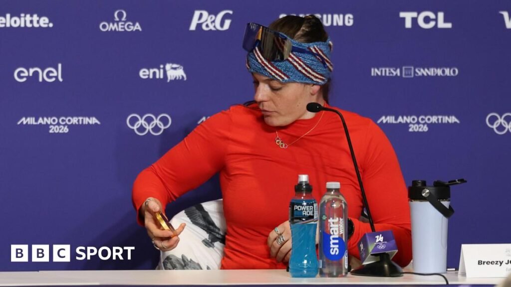 2026 వింటర్ ఒలింపిక్స్ విరిగిన పతకాలు: మిలన్-కోర్టినా నిర్వాహకులు విషయాన్ని పరిశీలిస్తారు