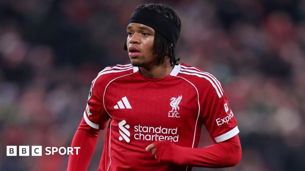 రియో నగుమోహా: 2024 సంతకం తర్వాత టీనేజ్ వింగర్ కోసం చెల్సియా ప్రారంభ £2.8మి చెల్లించాలని లివర్‌పూల్ తెలిపింది