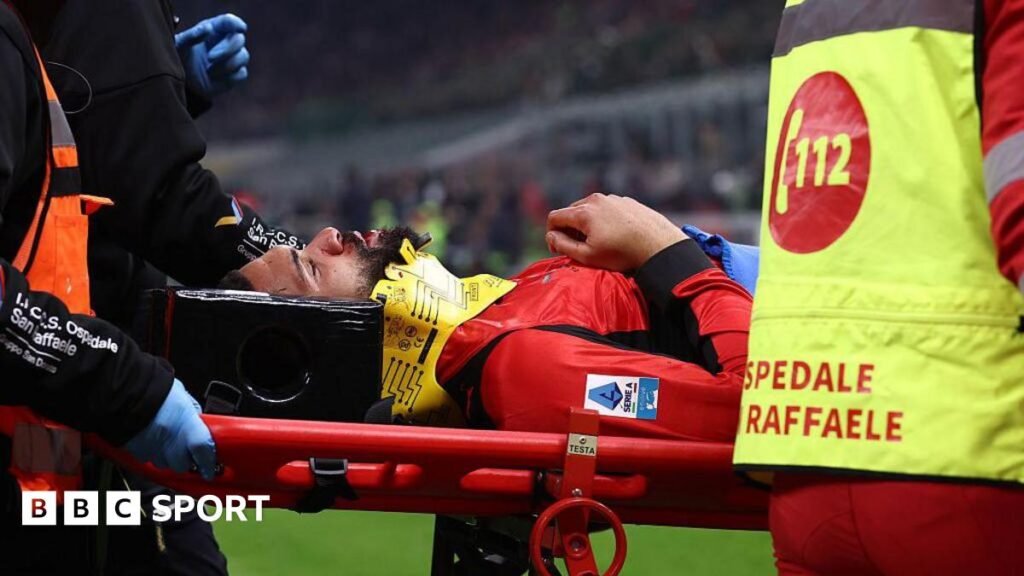 రూబెన్ లోఫ్టస్-చీక్: AC మిలన్ మిడ్‌ఫీల్డర్ పర్మాతో తలకు గాయం అయ్యాడు