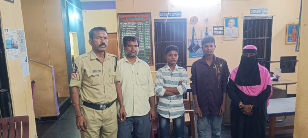 వెల్దుర్తి పదోతరగతి విద్యార్థులు క్షేమంగా తిరిగి చేరిక