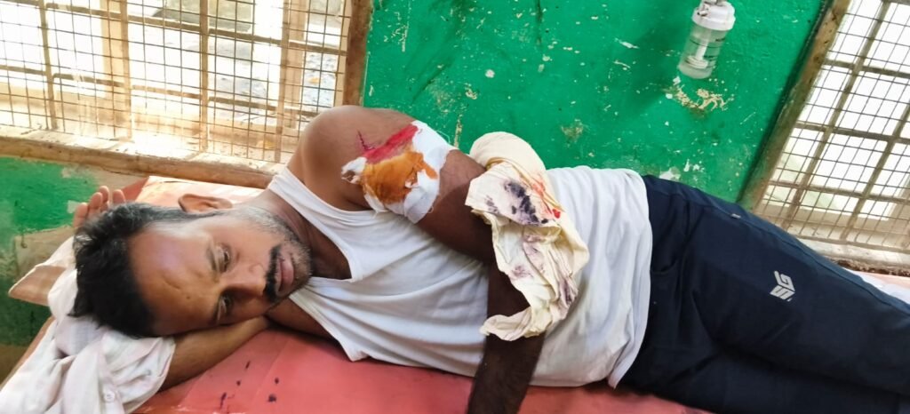 కానిస్టేబుల్ పై కత్తితో దాడి