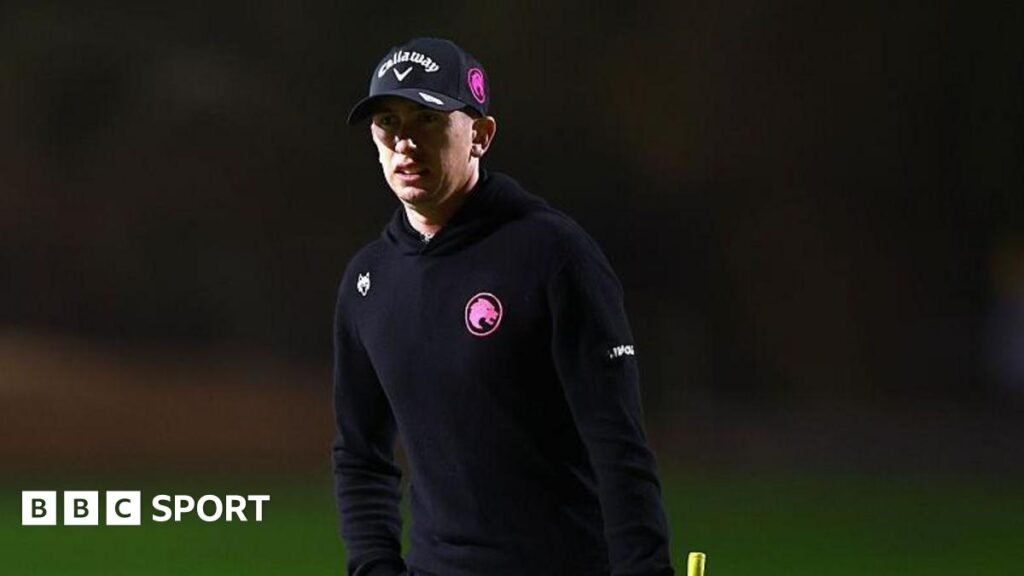 టామ్ మెక్‌కిబ్బిన్: ఎల్‌ఐవి ఆడేందుకు డిపి వరల్డ్ టూర్ నుండి విడుదలైన ఎనిమిది మంది సభ్యులలో ఎన్‌ఐ గోల్ఫ్ క్రీడాకారుడు ఒకరు.