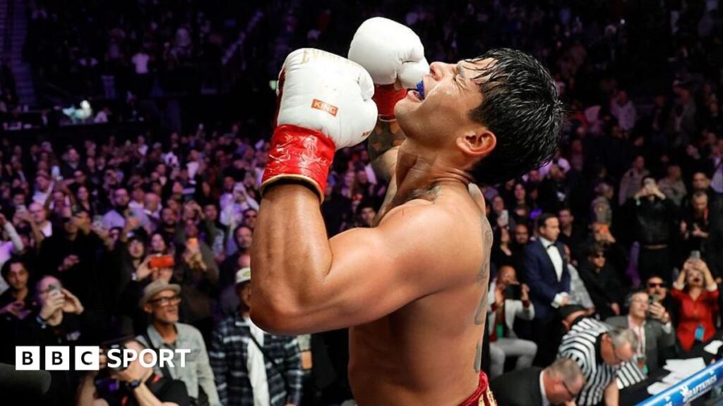 ర్యాన్ గార్సియా మారియో బార్రియోస్‌ను ఓడించి కొత్త WBC వెల్టర్‌వెయిట్ ఛాంపియన్‌గా మారింది