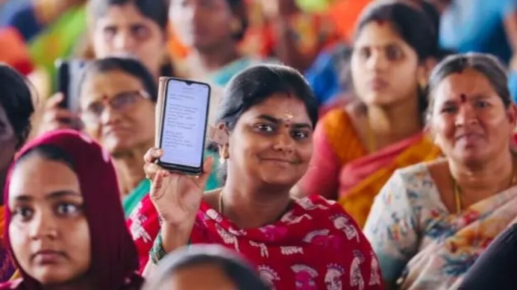 మహిళల ఖాతాల్లో రూ.5,000 డబ్బులు పడ్డాయ్: త్రిబుల్ బొనాంజా | 5000 చొప్పున బ్యాంకు ఖాతాల్లో జమ చేసిన మహిళలకు సీఎం ఎంకే స్టాలిన్ భారీ సర్ ప్రైజ్ ఇచ్చారు.