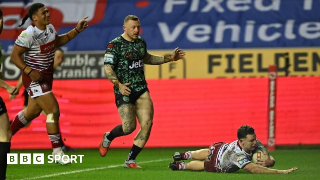 సూపర్ లీగ్: విగాన్ 54-0 లీ – వారియర్స్ స్థానిక ప్రత్యర్థులపై సుత్తి