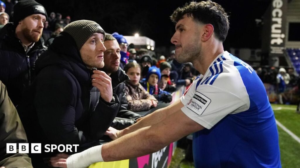 నాన్-లీగ్ మాక్లెస్‌ఫీల్డ్ మళ్లీ FA కప్ అసమానతలను దాదాపుగా ధిక్కరిస్తుంది