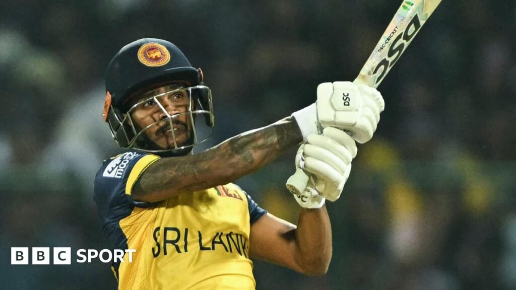 టీ20 ప్రపంచకప్: ఆస్ట్రేలియాను శ్రీలంక ఓడించడంతో పాతుమ్ నిస్సాంక అజేయంగా 100 పరుగులు చేశాడు.