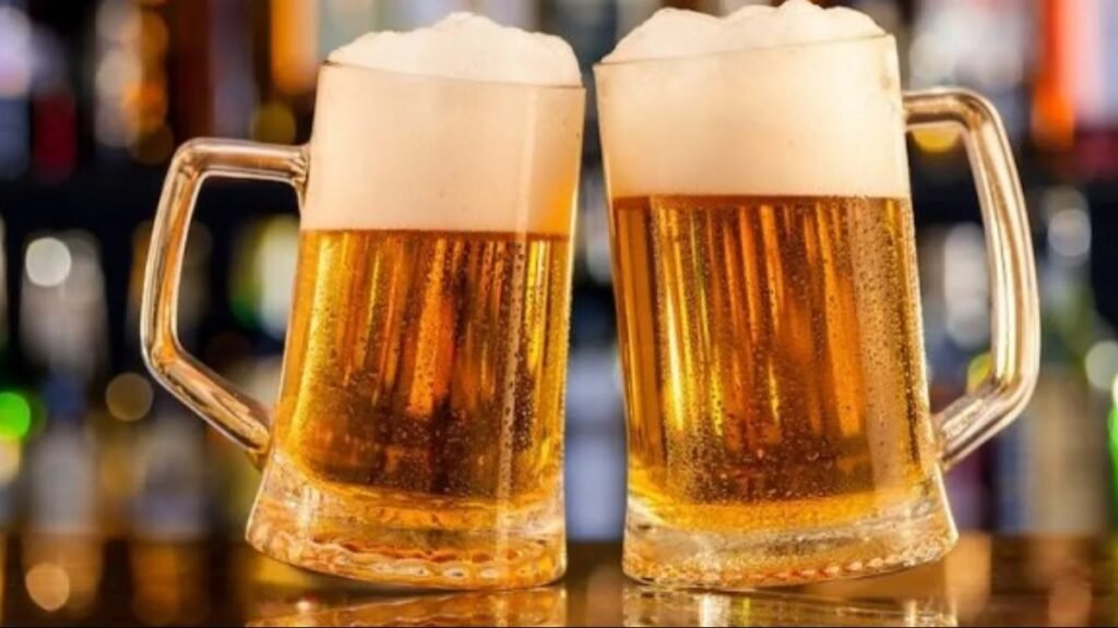 భారీ షాక్ ఇచ్చిన బీర్ కంపెనీ.. లబోదిబో !! | గ్లోబల్ డిమాండ్ మందగించడం మరియు ఖర్చులు పెరగడంతో 6000 వరకు ఉద్యోగాలను తగ్గించనున్నట్లు హీనెకెన్ బెవరేజెస్ ప్రకటించింది