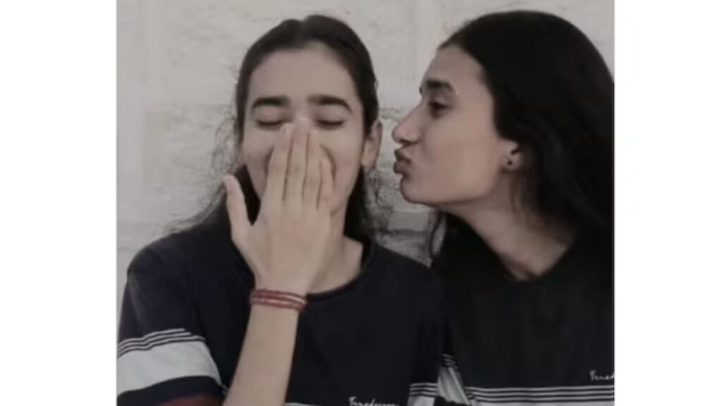 వ్యాధి గంటల్లో అక్కాచెల్లెళ్ల పెళ్లి.. విగత జీవులుగా.. ఏం జరిగింది..? | జోధ్‌పూర్‌లో ఇద్దరు సోదరీమణుల ఆత్మహత్య విషాదం: ఒకే రోజు పెళ్లికి గంటల ముందు ఇద్దరు సోదరీమణులు ఆత్మహత్య చేసుకున్నారు.