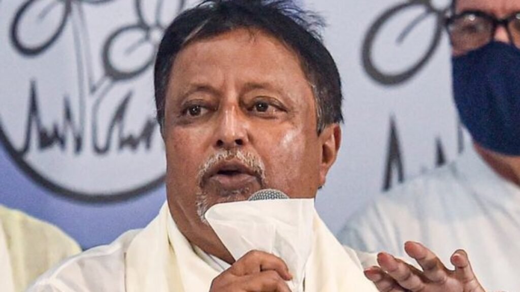 కేంద్ర మాజీమంత్రి, బెంగాల్ రాజకీయ చాణక్యుడు కన్నుమూత | మాజీ రైల్వే మంత్రి మరియు ఒకప్పుడు తృణమూల్ కాంగ్రెస్ నంబర్ 2 అయిన ముకుల్ రాయ్ (71) కోల్‌కతాలో కన్నుమూశారు