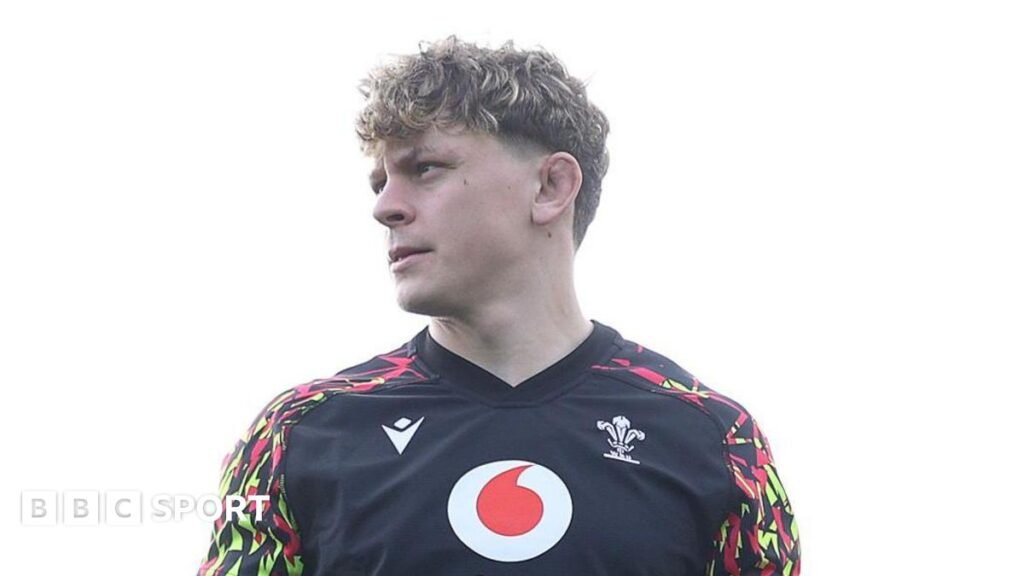 URC: మొదటి కాల్-అప్ తర్వాత వేల్స్ చర్య కోసం ఆకలితో ఉన్న ర్యాన్ వుడ్‌మాన్‌ని డ్రాగన్‌లు ఫార్వార్డ్ చేశాయి