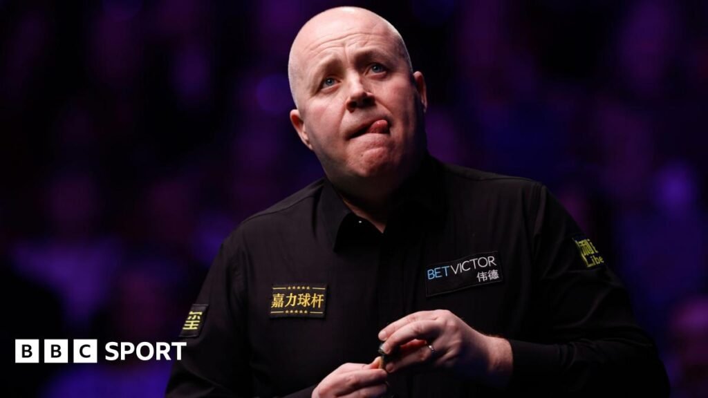 వరల్డ్ ఓపెన్: స్కాట్ యొక్క 2,000వ ప్రొఫెషనల్ మ్యాచ్‌లో టీనేజర్ స్టాన్ మూడీ 5-4తో జాన్ హిగ్గిన్స్‌పై విజయం సాధించాడు