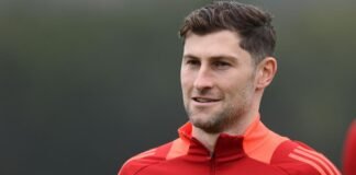 బెన్ డేవిస్: వరుస వేల్స్ ప్రపంచ కప్ ‘అన్ని కలలను అధిగమిస్తుంది’