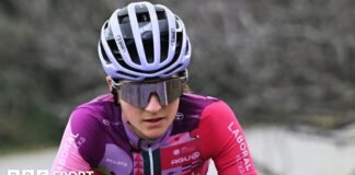 డెబోరా సిల్వెస్ట్రీ క్రాష్: మహిళల మిలన్-శాన్ రెమో క్రాష్ తర్వాత ఇటాలియన్ ఆసుపత్రికి తీసుకెళ్లబడింది