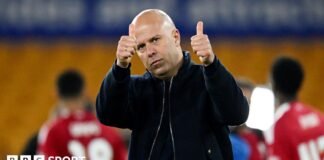 వోల్వ్స్ 1-3 లివర్పూల్: ఆర్నే స్లాట్ జట్టు FA కప్ క్వార్టర్-ఫైనల్కు చేరుకుంది