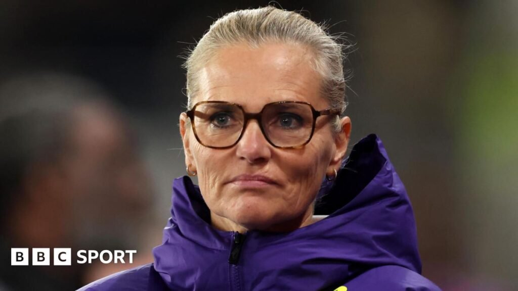 సరీనా వీగ్‌మాన్: టర్కీలో సింహరాశులు భద్రతకు హామీ ఇచ్చారు