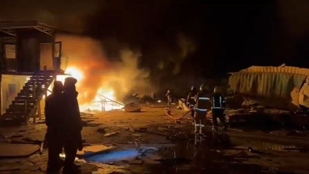 పాకిస్తాన్ నరమేధం- 400 మందికి పైగా మృతి | ఆఫ్ఘనిస్తాన్‌ ప్రకారం, కాబూల్‌ హాస్పిటల్‌లో పాకిస్తాన్‌ చేసిన దాడిలో 400 మంది మరణించారు మరియు 250 మందికి పైగా గాయపడ్డారు