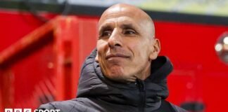 బారో బాస్ డినో మామ్రియా 28 రోజుల తర్వాత లీగ్ టూ స్ట్రైలర్లను విడిచిపెట్టాడు