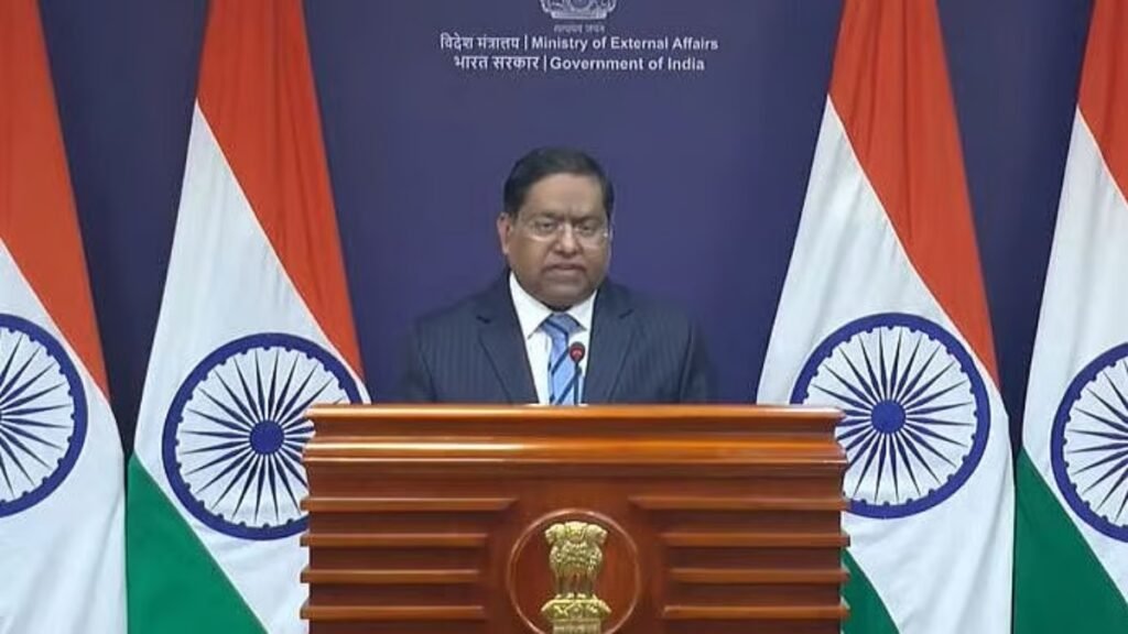 ఆయిర్ రిఫైనరీలపై దాడులు.. తక్షణమే ఆపాలి: భారత్ | ఇరాన్-ఇజ్రాయెల్-అమెరికా వివాదం మధ్య చమురు శుద్ధి కర్మాగారాలపై దాడులను తక్షణమే ముగించాలని భారత్ కోరింది.