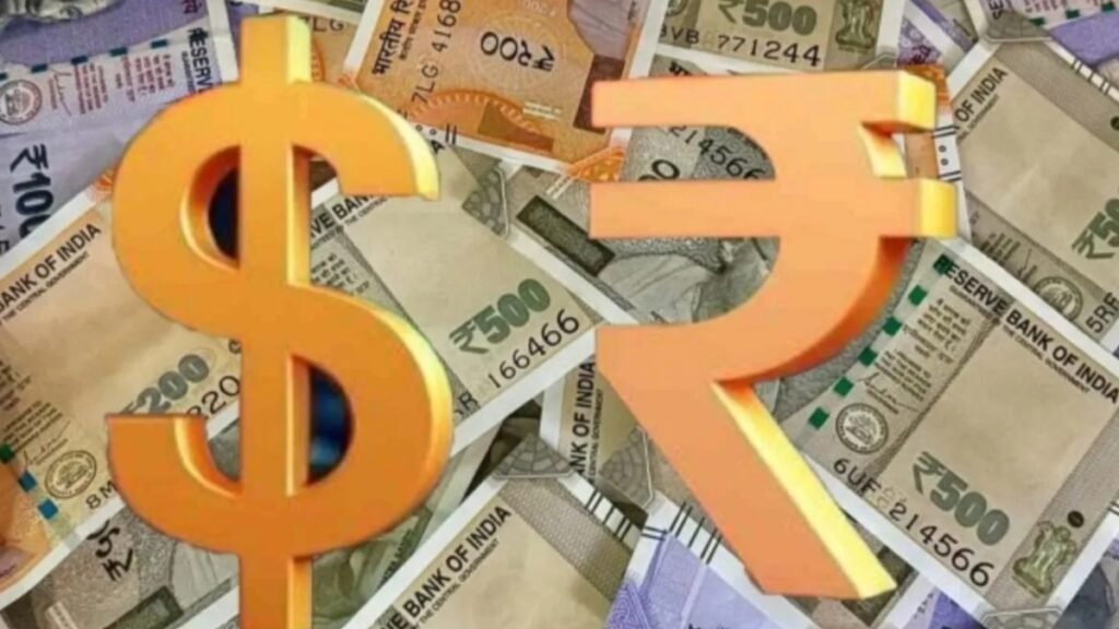 కుప్పకూలిన రూపాయి: డాలర్ తో పోల్చుకుంటే..!! | చమురు ఎగబాకడం మరియు సేఫ్-హెవెన్ డిమాండ్ పెరగడం వల్ల రిస్క్ విరక్తికి ఆజ్యం పోసినందున భారత రూపాయి డాలర్‌కు రూ. 92 తగ్గింది