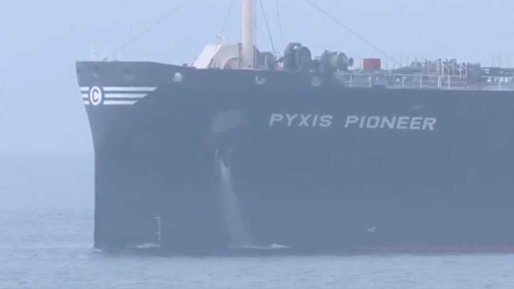 మంగళూరు చేరిన భారీ ఎల్పీజీ షిప్- గ్యాస్ కష్టాలకు చెక్ | మంగళూరు పోర్ట్ LPG క్యారీయింగ్ Pyxis పయనీర్‌ను స్వాగతించింది, ప్రభుత్వం కొరత మధ్య కేటాయింపులను విస్తరించింది