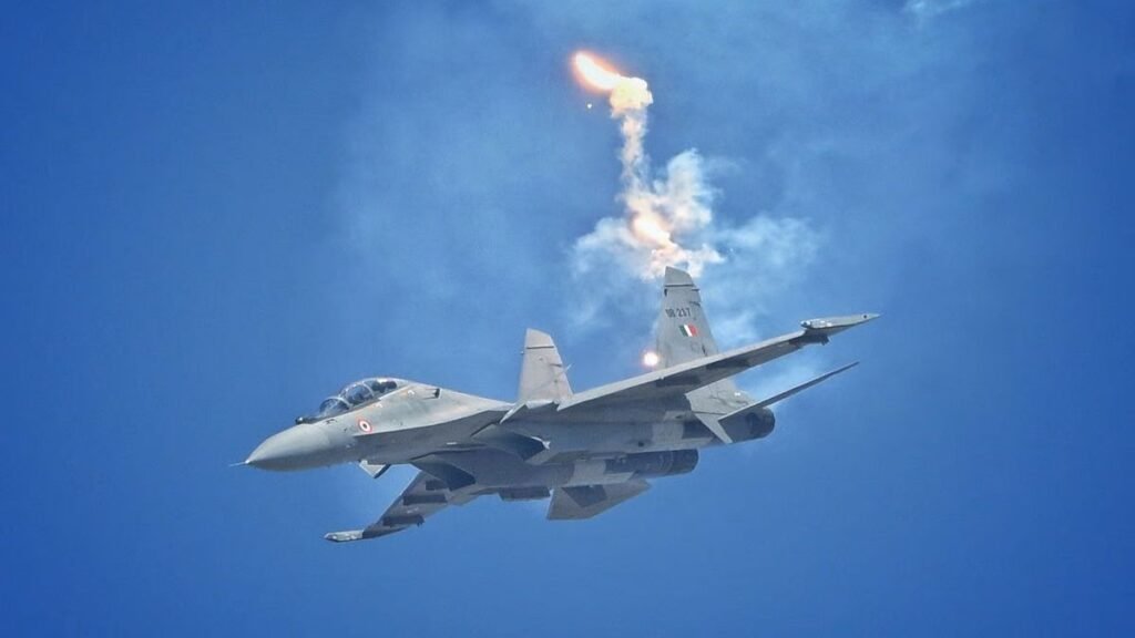 కూలిపోయిన సుఖోయ్ యుద్ధ విమానం..?? | సుఖోయ్ ఫైటర్ జెట్ చోకిహోలా సమీపంలో తప్పిపోయింది, కర్బీ ఆంగ్లోంగ్ అస్సాం రాష్ట్రం తాజా – క్రాష్ భయం