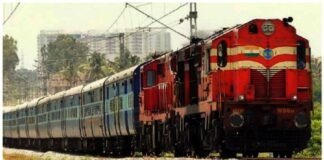 Tirupati Express: తిరుపతి ఎక్స్ ప్రెస్ కు అన్నమయ్య జిల్లాలో అదనపు హాల్ట్..! | రేపు ప్రారంభమయ్యే తిరుపతి ఎక్స్ప్రెస్ ములకలచెరువు వద్ద కొత్త స్టాప్ను పొందుతుంది- ఇక్కడ సమయాలు ఉన్నాయి