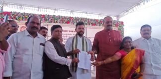 ఉత్తరాంధ్ర ప్రజలకు తీపికబురు.. విశాఖపట్నం రైల్వే జోన్ పై కేంద్రమంత్రి ప్రకటన! | ఉత్తరాంధ్రకు శుభవార్త: విశాఖపట్నం రైల్వేజోన్ త్వరలో ప్రారంభం కానుంది కేంద్ర మంత్రి రామ్మోహన్ నాయుడు