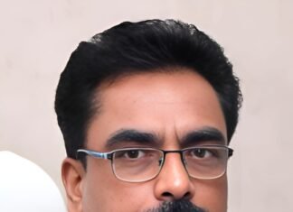 మున్సిపల్ కమిషనర్ పి.విశ్వనాథ్ బదిలీ