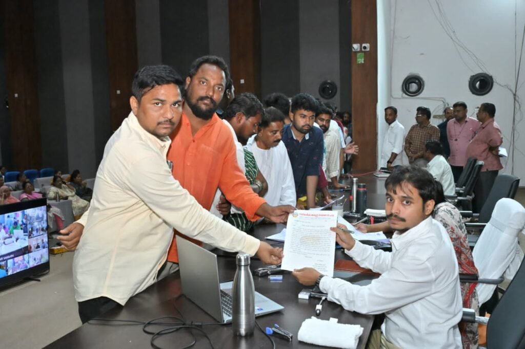 కార్పొరేట్ ఇంటర్ ప్రాంచైజీల మాయాజాలం