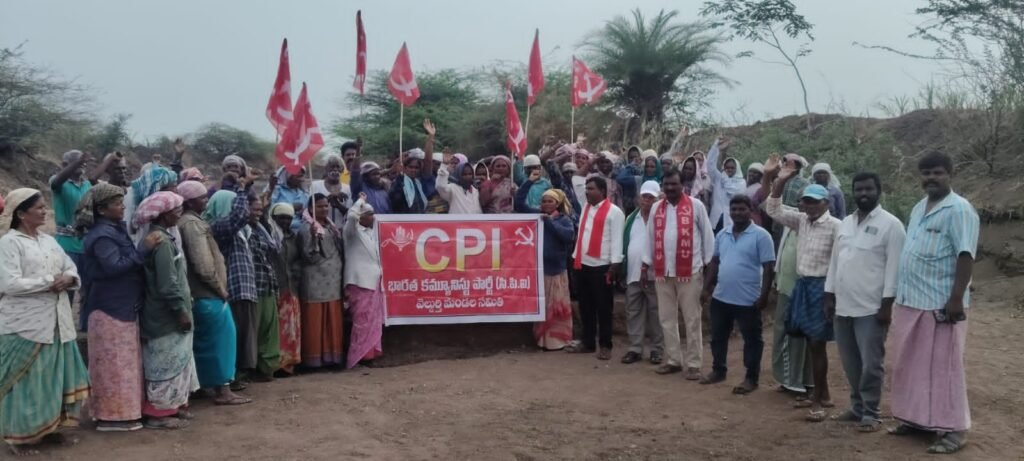 మహాత్మా గాంధీ జాతీయ గ్రామీణ ఉపాధి హామీ చట్టాన్ని యధావిధిగా కొనసాగించాలి