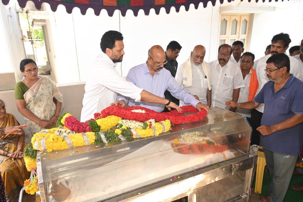 వి.హెచ్.పి రాష్ట్ర అధ్యక్షుడు నందిరెడ్డి సాయిరెడ్డి మృతి బాధాకరం 
