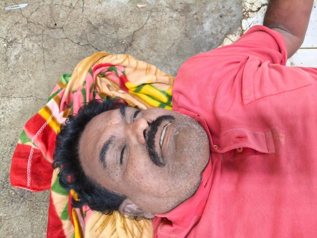 ఇటుకల బట్టీ నిర్వాహకుడిని బలితీసుకున్న మట్టి ముద్ద
