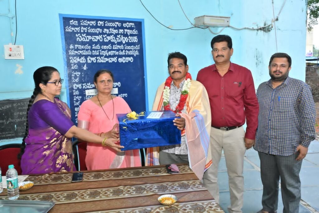 రికార్డు అసిస్టెంట్ అబ్దుల్ నబీ సేవలు ప్రశంసనీయం