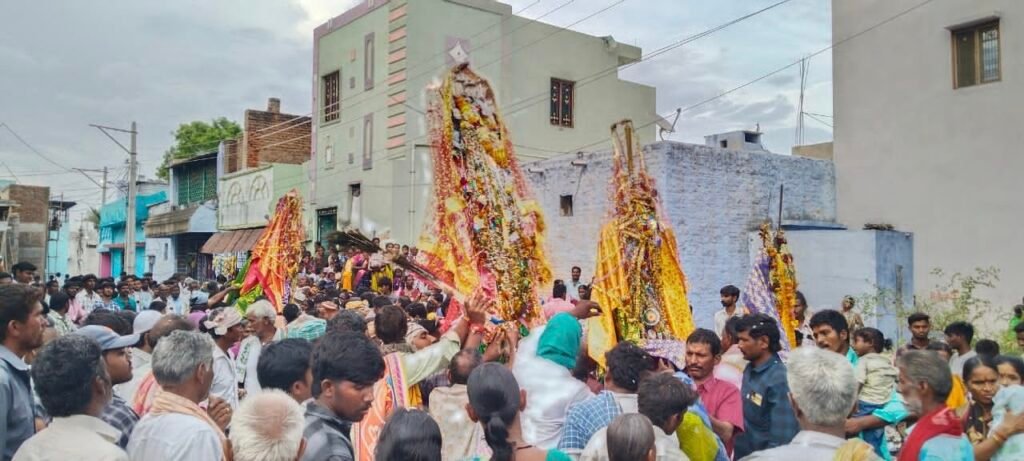 చెరుకులపాడు గ్రామంలో భక్తిశ్రద్ధలతో ముగిసిన మొహరం వేడుకలు