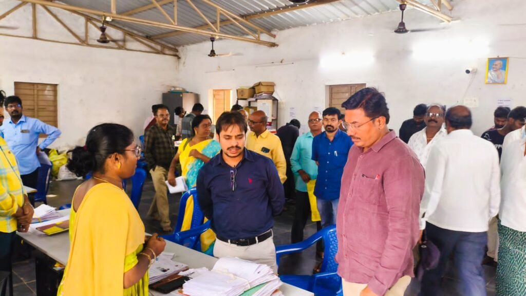 SIR ప్రత్యేక శిబిరాలను పరిశీలించిన జాయింట్ కలెక్టర్ నూరుల్ ఖమర్