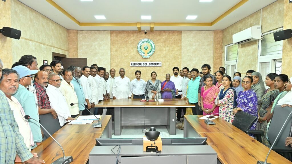వందేళ్ల భూ సమస్యకు తెర… 500 కుటుంబాలకు ఇంటి పట్టాల మార్గం సుగమం