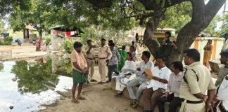 దాసరాదొడ్డిలో చెత్త తొలగింపు.. పరిశుభ్రతపై గ్రామస్థులకు అవగాహన