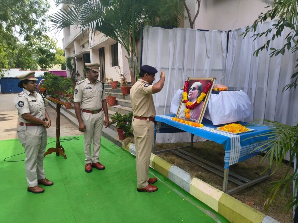 ఆంధ్ర కేసరి టంగుటూరి ప్రకాశం పంతులు సేవలు చిరస్మరణీయం