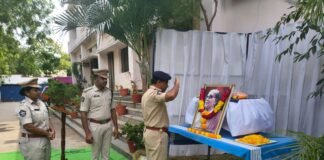 ఆంధ్ర కేసరి టంగుటూరి ప్రకాశం పంతులు సేవలు చిరస్మరణీయం