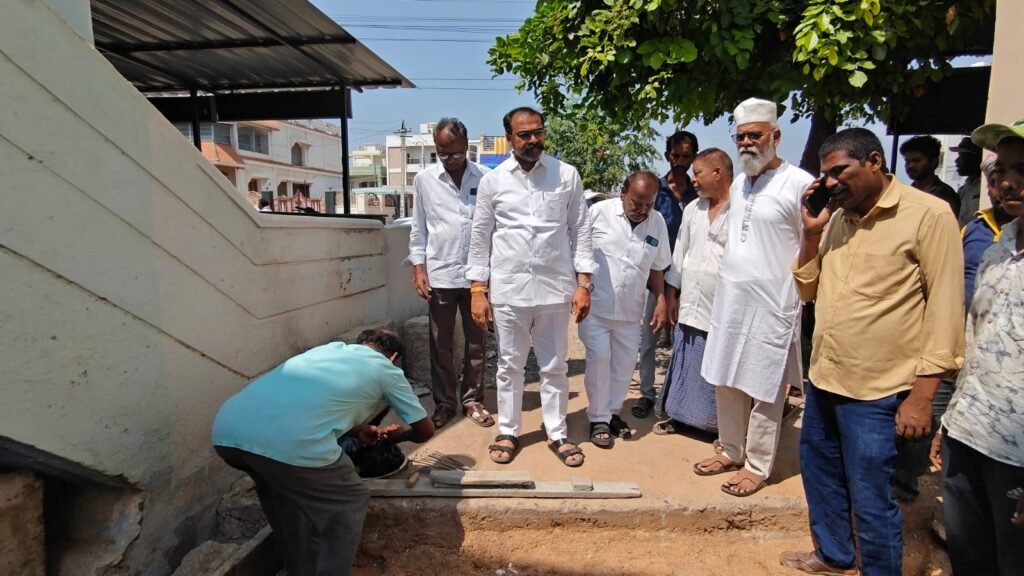 ఎమ్మెల్యే కేఈ శ్యాం కుమార్ సహకారంతో ఐజీ నగర్‌లో సీసీ రోడ్డు నిర్మాణానికి శ్రీకారం!